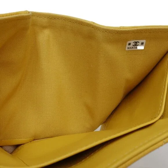 CHANEL Authentic Yellow Caviar Leather Wallet - Picture 8 of 10